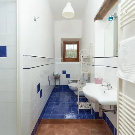 Casale On The Lake With Sauna And Saltwater Swimming Pool Villa *