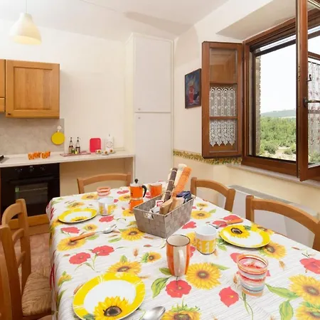 Casale On The Lake With Sauna And Saltwater Swimming Pool Villa *