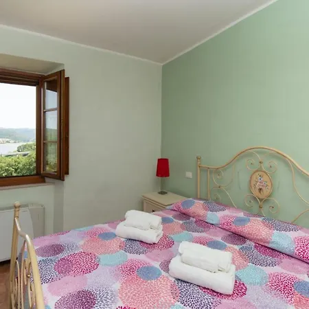 Casale On The Lake With Sauna And Saltwater Swimming Pool *